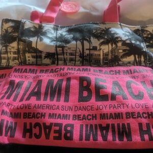 Robin Ruth - Miami Beach tote and  Trifold Wallet( pink/black)